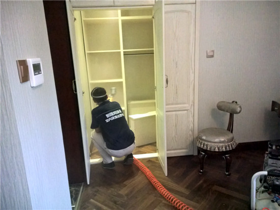 你們除甲醛是按什么收費的？